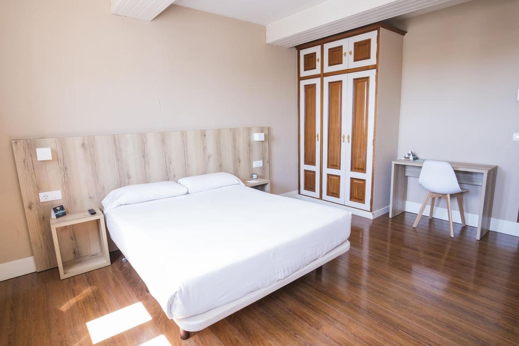 Hotel Alda Avenida Σαντιάγο ντε Κομποστέλα Εξωτερικό φωτογραφία